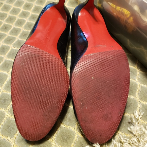 Christian Louboutin Almond Toe Heels - Picture 5 of 6